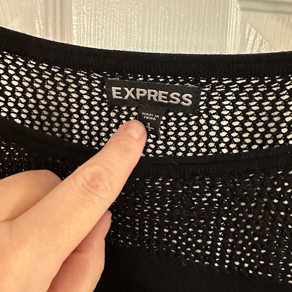 Express black sweater size small - Picture 4 of 4